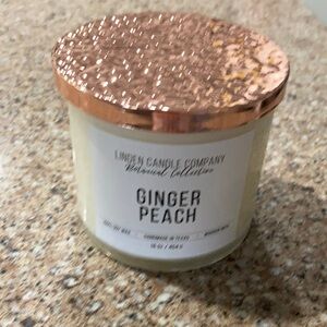 Ginger peach candle